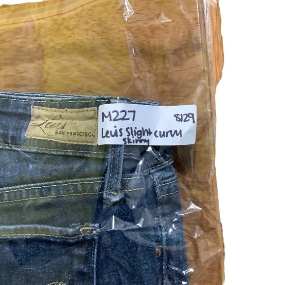 Levi’s Slight Curve Skinny Jeans Sz 8 Medium Blue Wash - Picture 8 of 8